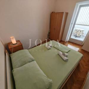 Stan u centru 100m od plaže