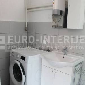 Stan za najam - Trokut novouređen površine 45 m2