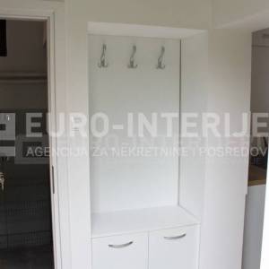 Stan za najam - Trokut novouređen površine 45 m2
