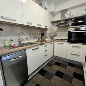 Stenjevec, Samoborska, 3-sobni stan, 52m2, II kat, lift