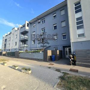 Stenjevec, Samoborska, 3-sobni stan, 52m2, II kat, lift