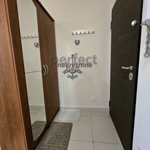 Stenjevec, Samoborska, 3-sobni stan, 52m2, II kat, lift