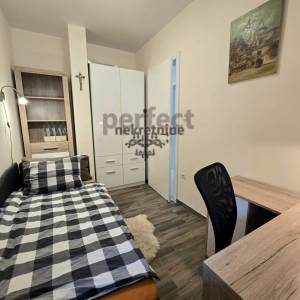 Stenjevec, Samoborska, 3-sobni stan, 52m2, II kat, lift
