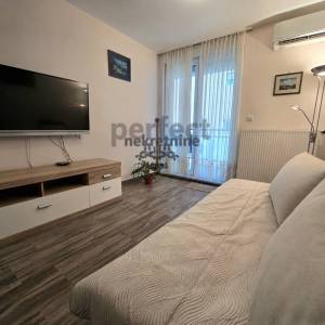Stenjevec, Samoborska, 3-sobni stan, 52m2, II kat, lift