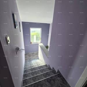 ŠTINJAN – DVA APARTMANA U ISTOJ ZGRADI