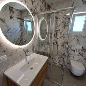 SUKOŠAN - MALA MAKARSKA - Trosoban penthouse 100m od mora - 127m2