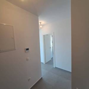 SUKOŠAN - MALA MAKARSKA - Trosoban penthouse 100m od mora - 127m2