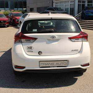 Toyota Auris 1.4 D4D reg 3/2027