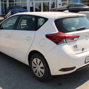 Toyota Auris 1.4 D4D reg 3/2027