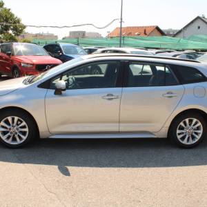 Toyota Corolla Wagon 1.8 Hybrid AUTOMATIK *LED, NAVIGACIJA, KAMERA*