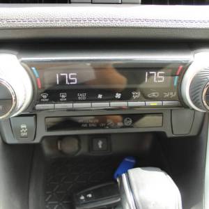 Toyota RAV4 2.5 Hybrid AUTOMATIK *LED, NAVIGACIJA, KAMERA*