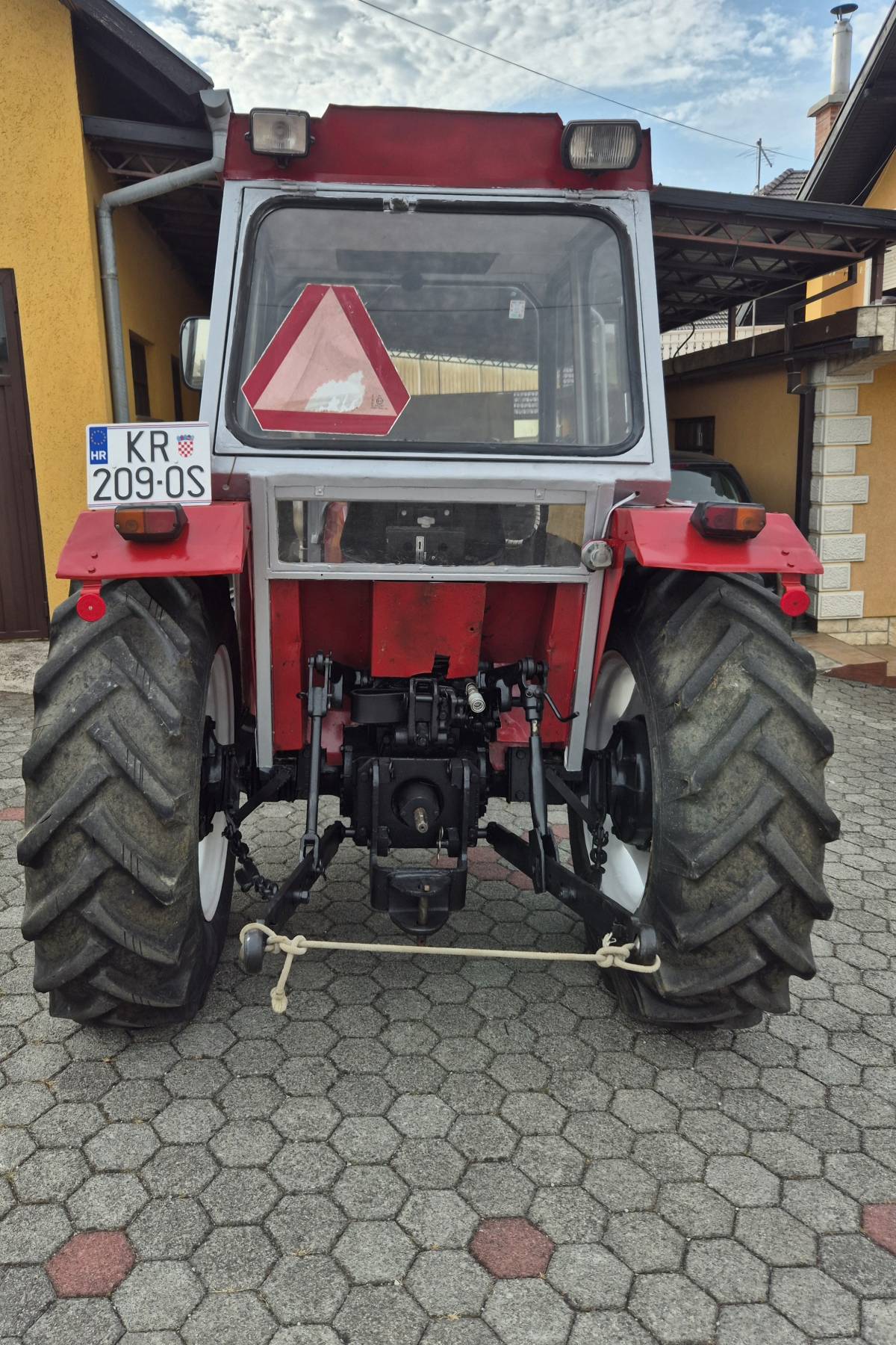 Traktor Universal