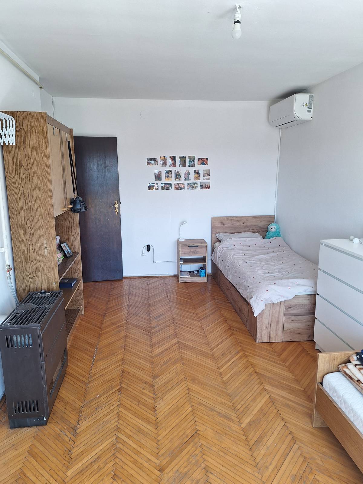 Tražim cimericu