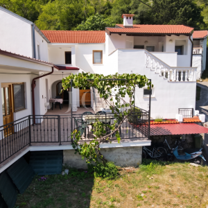 Tribalj kuća