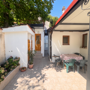 Tribalj kuća