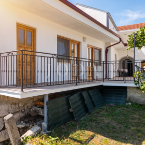Tribalj kuća