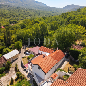 Tribalj kuća