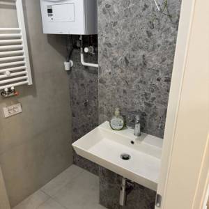 Trnsko, novoadaptiran 3-sobni stan 50m2,  blizina svih sadržaja