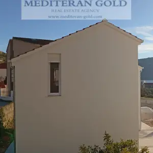 Trogir, Marina, novogradnja