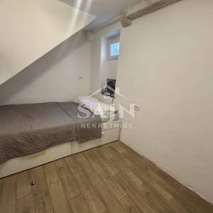 Trogir/Kamena kuća u centru grada