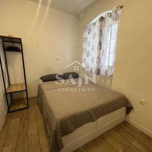 Trogir/Kamena kuća u centru grada