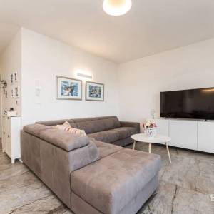 TURANJ - Dvosoban penthouse 70m od mora - 101m2