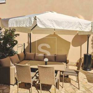 Umag - kuća s 2. stambene jedinice, bazenom 6 km do mora