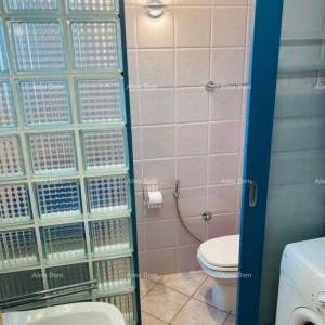 UMAG – NAMJEŠTEN STAN 90 m², 30 m OD MORA, S VRTOM I POGLEDOM NA MORE