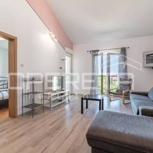 UMAG – PROSTRAN STAN 87,19 m² S POGLEDOM NA MORE, 200 m OD MORA I PLAŽE
