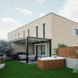 UMAG –  STAN 105 m² S VRTOM, TERASOM, POGLEDOM NA MORE