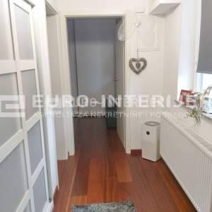 Urbana vila s tri stana - ukupno 140 m² - Zagreb, Kustošija