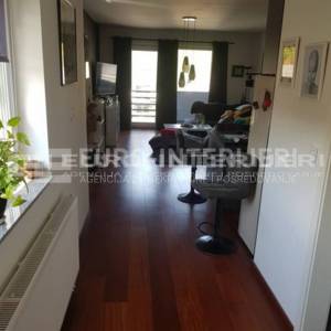 Urbana vila s tri stana - ukupno 140 m² - Zagreb, Kustošija