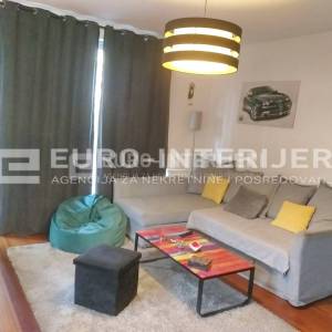 Urbana vila s tri stana - ukupno 140 m² - Zagreb, Kustošija