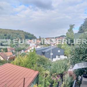 Urbana vila s tri stana - ukupno 140 m² - Zagreb, Kustošija