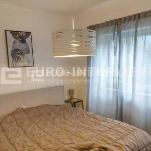 Urbana vila s tri stana - ukupno 140 m² - Zagreb, Kustošija
