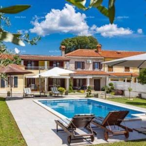 VILA S BAZENOM I KONOBOM – HRELJIĆI, ISTRA