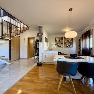 Viškovo, centar, stan, 100 m2, 2 garažna mjesta, namješteno