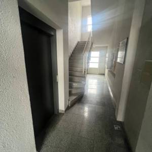 Vrapče, dvosobni stan s balkonom, vanjsko parkirno mjesto, 36m2
