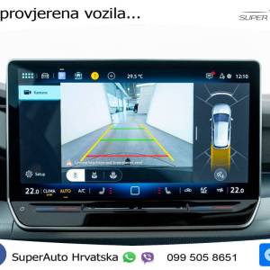 VW Golf 8 1.5 eTSI DSG Life 150 KS, LED+ACC+GR SJED+KAM+VIRT+PDC