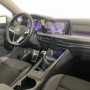 VW Golf 8 2.0 TDI - 3 godine jamstva