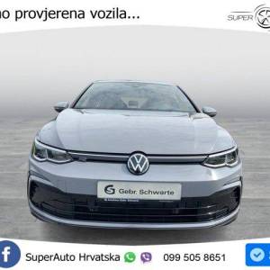 VW Golf 8 2.0 TDI DSG R-Line 150 KS, ACC+LED+KAM+GR SJED+VIRT+ASIST