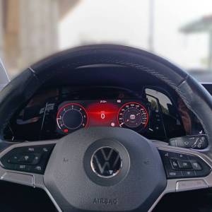 VW Golf 8 2.0 TDI LIFE - 3 godine jamstva