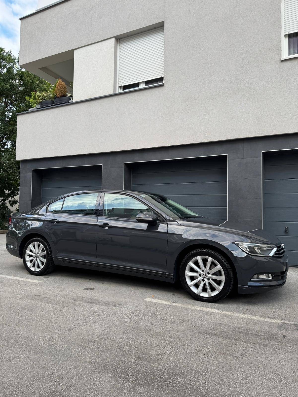 VW PASSAT 2.0TDI /167tkm/prvi vlasnik/servisna knjiga+računi/odličan/