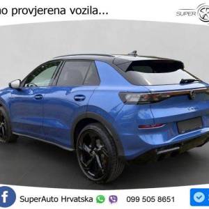 VW T-Roc 1.5 eTSI DSG R-Line 150 KS, PANO+360+ACC+GR SJED