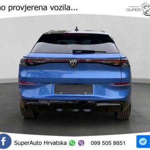 VW T-Roc 1.5 eTSI DSG R-Line 150 KS, PANO+360+ACC+GR SJED