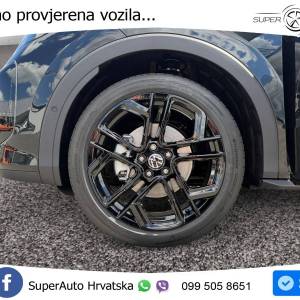 VW T-Roc 1.5 eTSI DSG R-Line 150 KS, PANO+360+ACC+GR SJED+HEAD+KEY+LANE