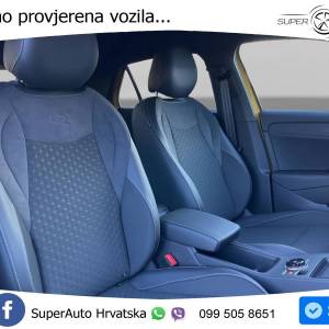 VW T-Roc 1.5 eTSI DSG R-Line 150 KS, ACC+360+KEY+GR SJED+HEAD+VIRT+LANE