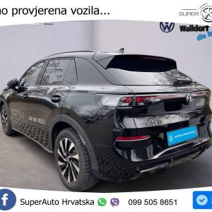 VW T-Roc 1.5 eTSI DSG R-Line 150 KS, ACC+360+GR SJED+HEAD+LANE