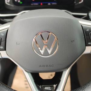 VW Taigo 1.5 TSi DSG R-Line *LED, KAMERA*