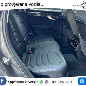 VW Touareg 3.0 TDI V6 4M Aut. Elegance 231 KS, PANO+MATRIX+ACC+GR SJED+KAM+PDC